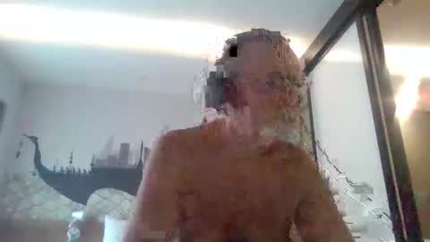 Snapshot of deepdiver3366 chatting on 17, 11, 2025 Dive Deep online show from 17, 11, 2025