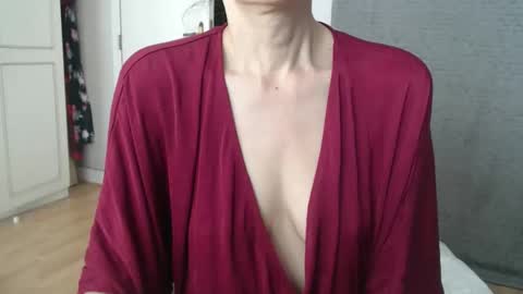 KamiDevi online show from 16, 9, 2025