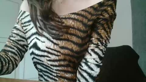 KamiDevi online show from 8, 1, 2026