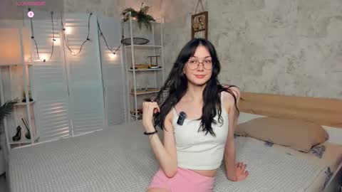 Snapshot of defeded_lovee chatting on 15, 11, 2025 Amy online show from 15, 11, 2025