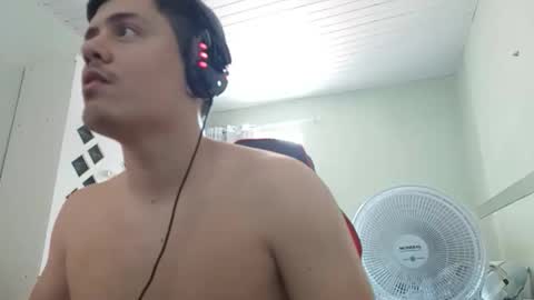 Snapshot of deficientbi10cm chatting on 13, 10, 2025 Deficient Bi 10cm online show from 13, 10, 2025