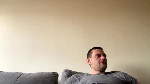 Defloy online show from 1, 1, 2025