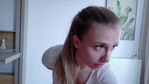 Di online show from 4, 12, 2025