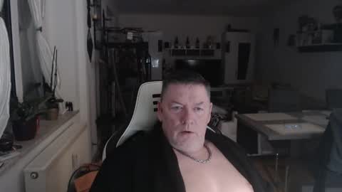 deinprinz2312 online show from 15, 1, 2025