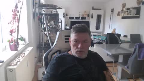 deinprinz2312 online show from 21, 10, 2025