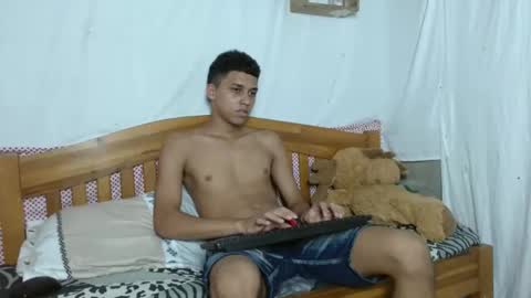 Snapshot of deivy_skinny01 chatting on 8, 11, 2025 Deivy online show from 8, 11, 2025