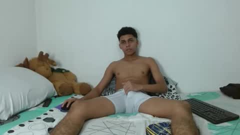 Snapshot of deivy_skinny01 chatting on 13, 12, 2025 Deivy online show from 13, 12, 2025