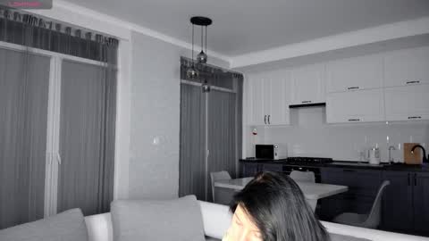 Lana online show from 9, 3, 2025