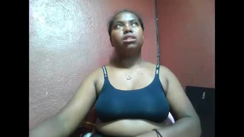 Snapshot of deliah712909 chatting on 17, 10, 2025 deliah712909 online show from 17, 10, 2025