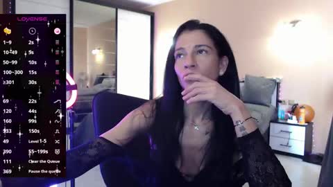 Snapshot of delicatekisss chatting on 3, 11, 2025 Nicole online show from 3, 11, 2025