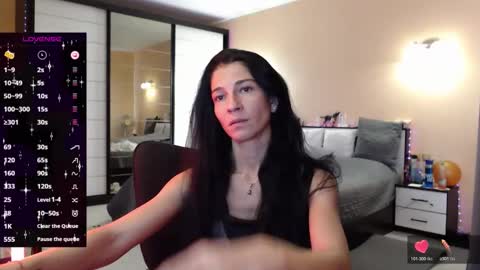 Snapshot of delicatekisss chatting on 26, 11, 2025 Nicole online show from 26, 11, 2025