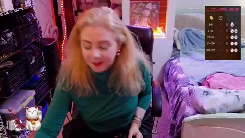 Delicacat online show from 22, 10, 2025