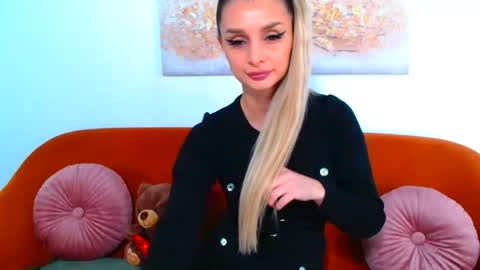 deliciaalove online show from 3, 11, 2025