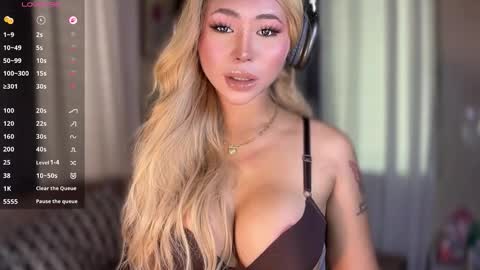 Snapshot of deliciousfaye chatting on 26, 3, 2026 Hello your loving faye 3 online show from 26, 3, 2026