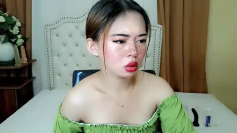 Sophie online show from 27, 5, 2026