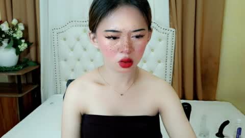 Sophie online show from 13, 6, 2026