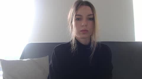 Aurora online show from 3, 10, 2025