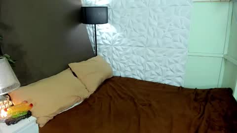 Snapshot of delightfulasianhugecock chatting on 28, 9, 2025 delightfulasianhugecock online show from 28, 9, 2025