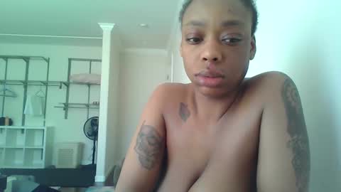 Snapshot of delightfuldark chatting on 8, 2, 2025 delightfuldark online show from 8, 2, 2025