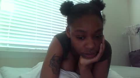 Snapshot of delightfuldark chatting on 18, 2, 2025 delightfuldark online show from 18, 2, 2025