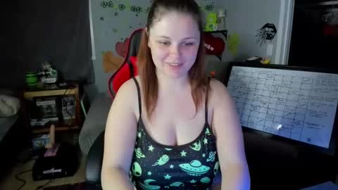 Snapshot of delilahfields chatting on 21, 5, 2026 Delilah Fields online show from 21, 5, 2026