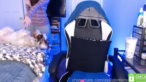 Snapshot of delilahreads chatting on 24, 1, 2025 Delilah online show from 24, 1, 2025