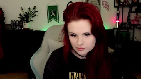 dellacrush_ online show from 10, 2, 2026