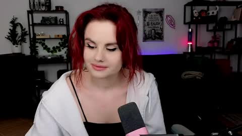 dellacrush_ online show from 30, 3, 2026