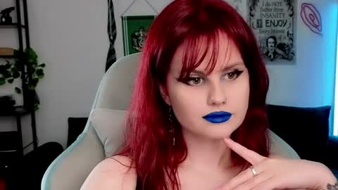 dellacrush_ online show from 1, 6, 2026