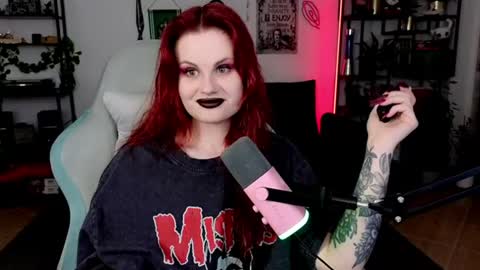 Snapshot of dellacrush_ chatting on 15, 6, 2026 dellacrush_ online show from 15, 6, 2026