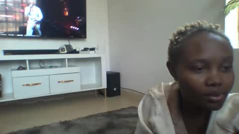 dellarine517299 online show from 7, 2, 2026