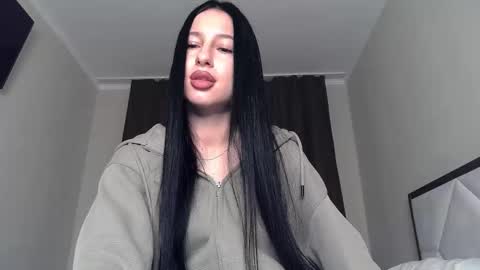 Snapshot of delly_love chatting on 9, 10, 2025 delly_love online show from 9, 10, 2025