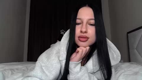 Snapshot of delly_love chatting on 11, 10, 2025 delly_love online show from 11, 10, 2025