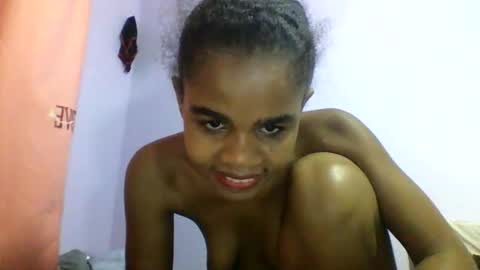 delphine online show from 26, 3, 2026