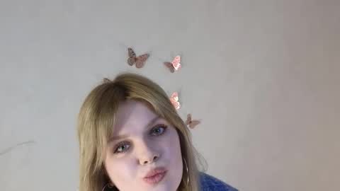 Snapshot of demetricetroike chatting on 15, 12, 2025 Maya online show from 15, 12, 2025