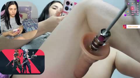 Snapshot of demi_chan chatting on 6, 10, 2025 demiii online show from 6, 10, 2025