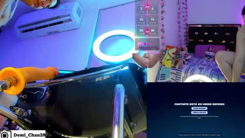 Snapshot of demi_chan chatting on 9, 7, 2026 demiii online show from 9, 7, 2026