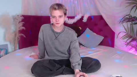 Snapshot of demianenglen chatting on 23, 9, 2025 demianenglen online show from 23, 9, 2025