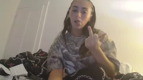 Snapshot of demiibear chatting on 22, 7, 2026 Demi online show from 22, 7, 2026