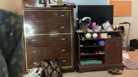 Snapshot of demixc chatting on 8, 1, 2026 demi xc online show from 8, 1, 2026