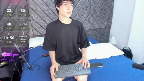 Snapshot of demon_foxx chatting on 26, 5, 2026 online show from 26, 5, 2026