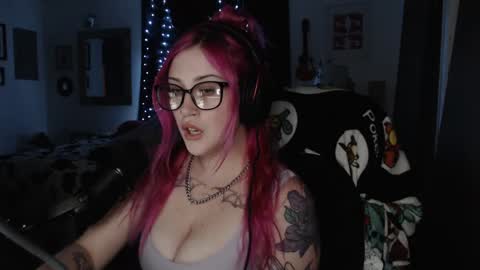 Demoness Mina online show from 6, 2, 2025