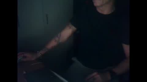 Snapshot of demonnn651 chatting on 22, 10, 2025 demonnn651 online show from 22, 10, 2025