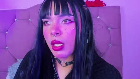 Maki  online show from 8, 4, 2026