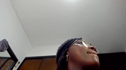 demonychloe online show from 28, 3, 2026
