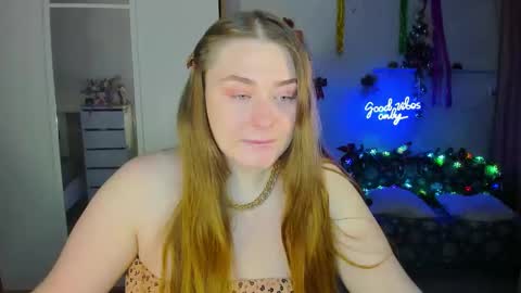 Sophie online show from 6, 12, 2024