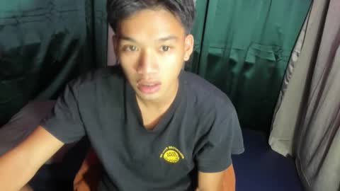 Snapshot of den_cummers chatting on 9, 2, 2026 den_cummers online show from 9, 2, 2026