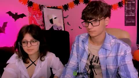 Snapshot of den_rich chatting on 30, 10, 2025 Den online show from 30, 10, 2025