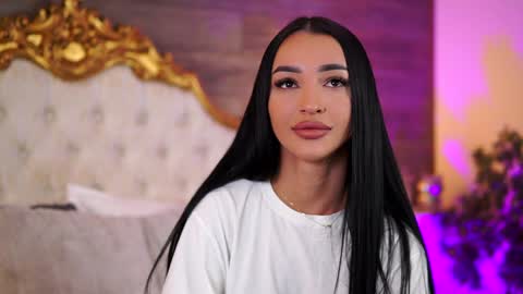 denisedevilles online show from 13, 1, 2025