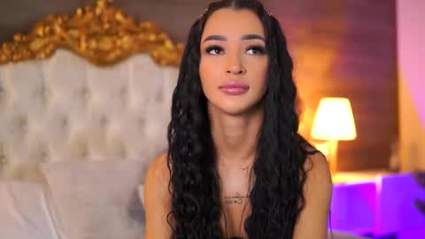 denisedevilles online show from 20, 2, 2025